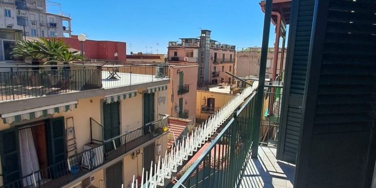 WhatsApp Image 2025-10-06 at 15.29.51 (1)