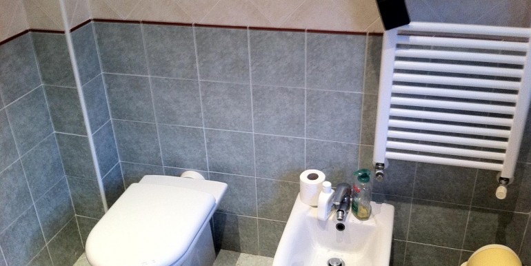 WhatsApp Image 2025-10-27 at 15.42.11 (2)