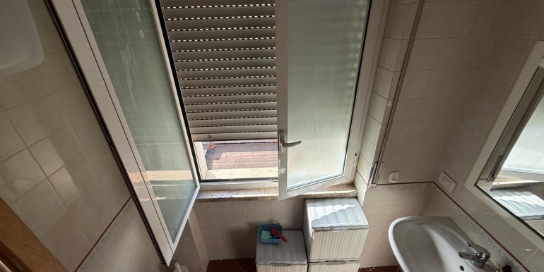 WhatsApp Image 2025-10-30 at 12.01.58