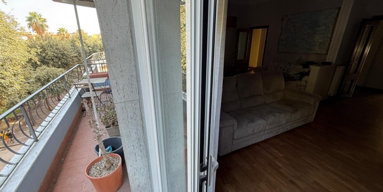 WhatsApp Image 2025-10-30 at 12.01.59 (1)