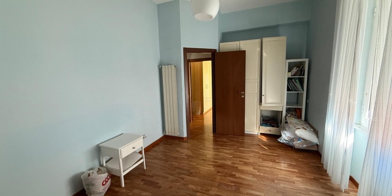 WhatsApp Image 2025-10-30 at 12.02.03 (1)