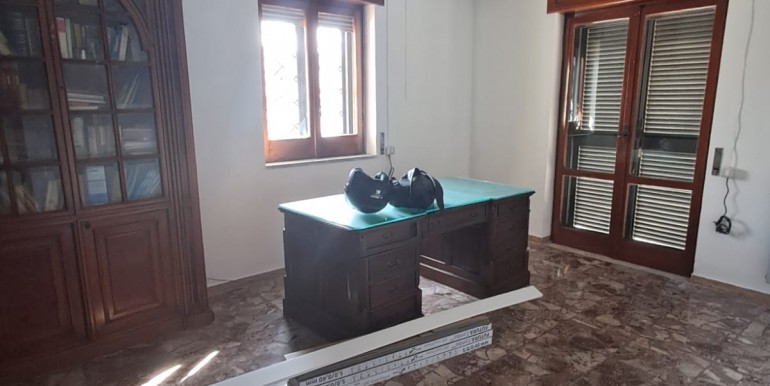 WhatsApp Image 2025-11-07 at 12.29.49 (1)