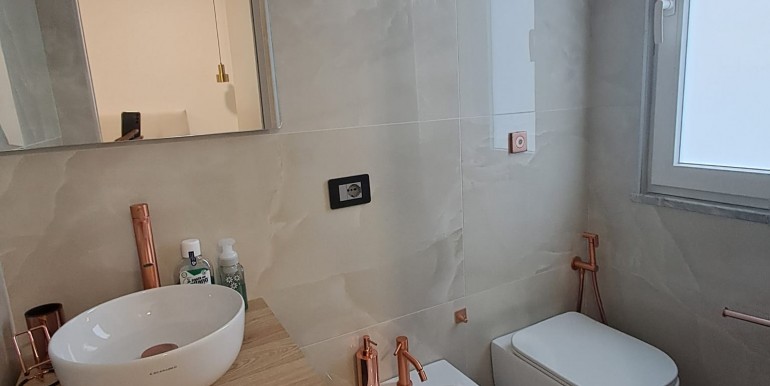 WhatsApp Image 2025-11-28 at 18.08.06 (1)