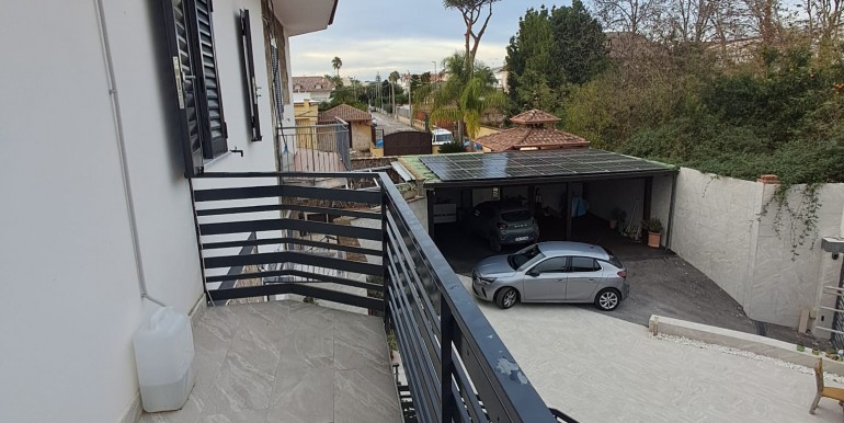 WhatsApp Image 2025-11-28 at 18.08.08 (1)