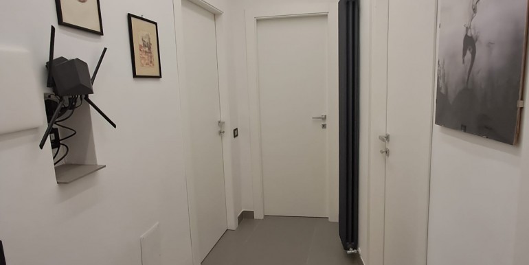 WhatsApp Image 2025-11-28 at 18.08.09