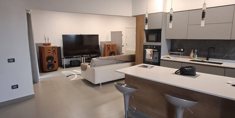 WhatsApp Image 2025-11-28 at 18.08.10 (3)