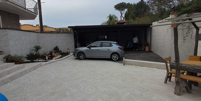 WhatsApp Image 2025-11-28 at 18.08.15 (1)