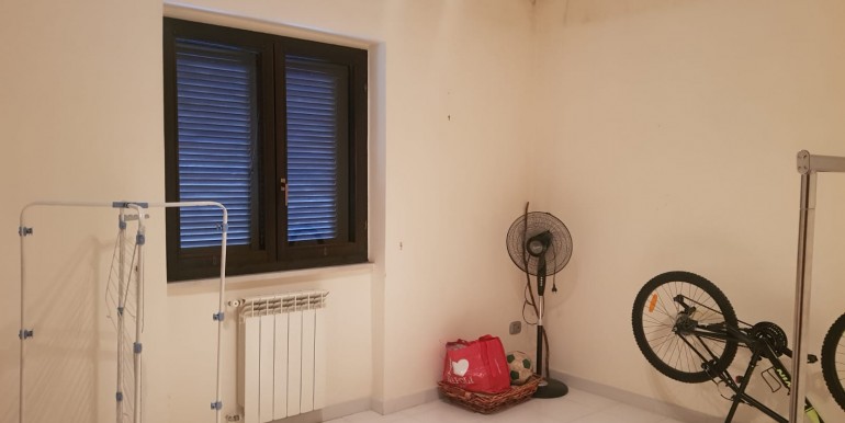 22b4b93b-2b88-4fe4-9297-03be811ece0e